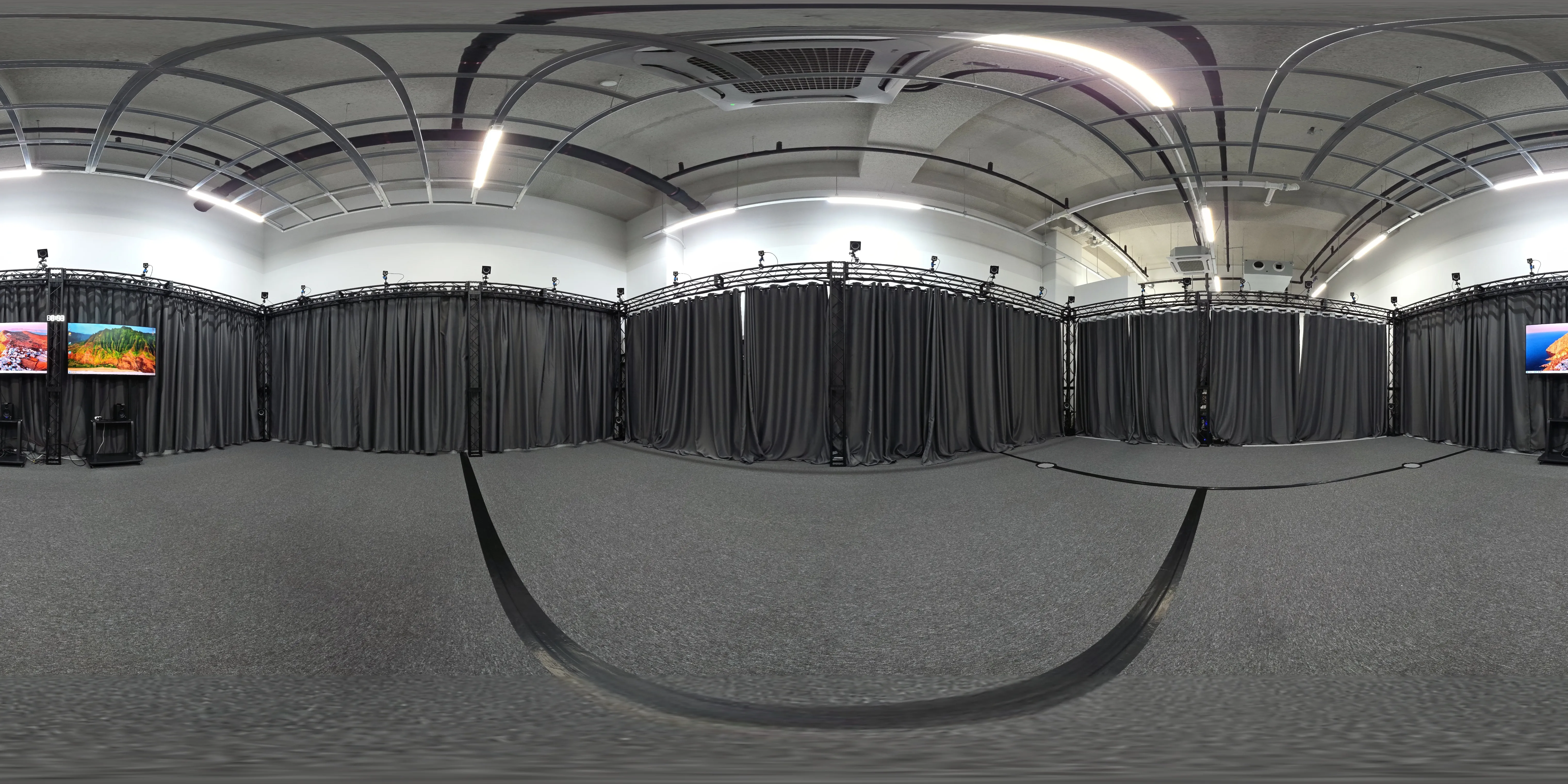 밍글 스튜디오 360도 전경 - 커튼을 친 모습